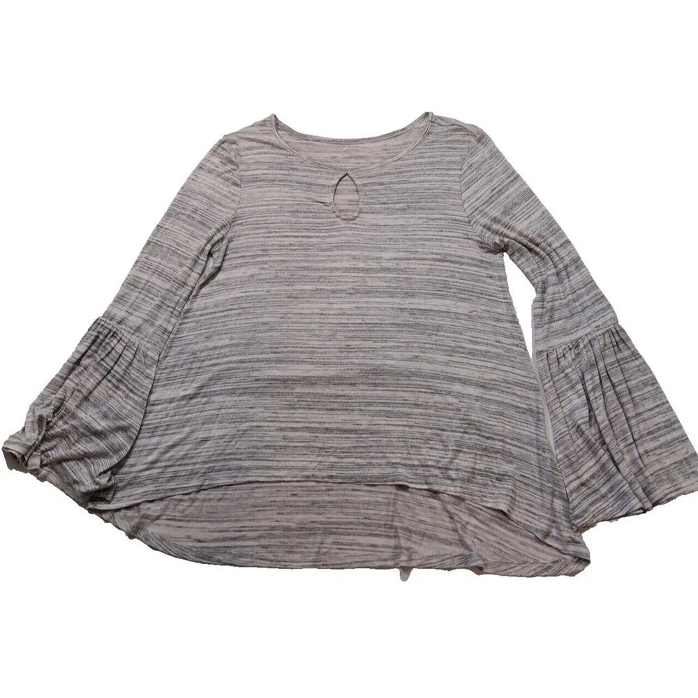 ANA -- LONG BELL SLEEVE GRAY‎ BOHO PEASANT TOP LT GRAY SPACEDYED MED NWT